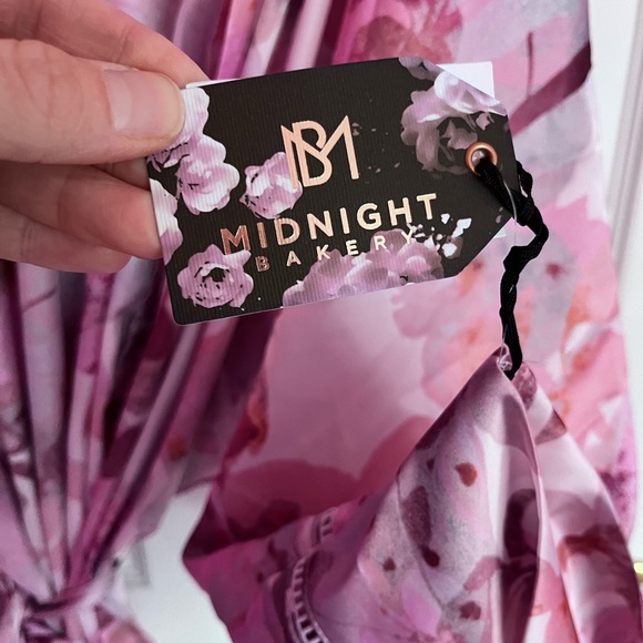 Marion Print Ladder Trim Satin Robe - Picture 7 of 10